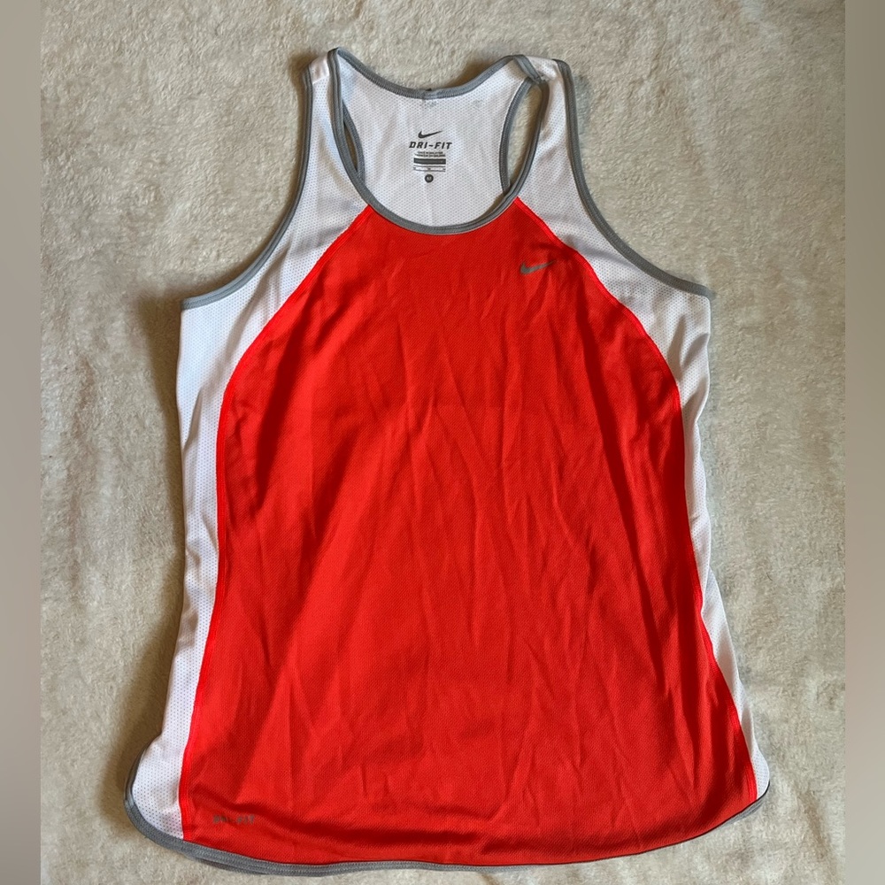 🎉HP🎉 Nike Dri-Fit Workout Tank Top